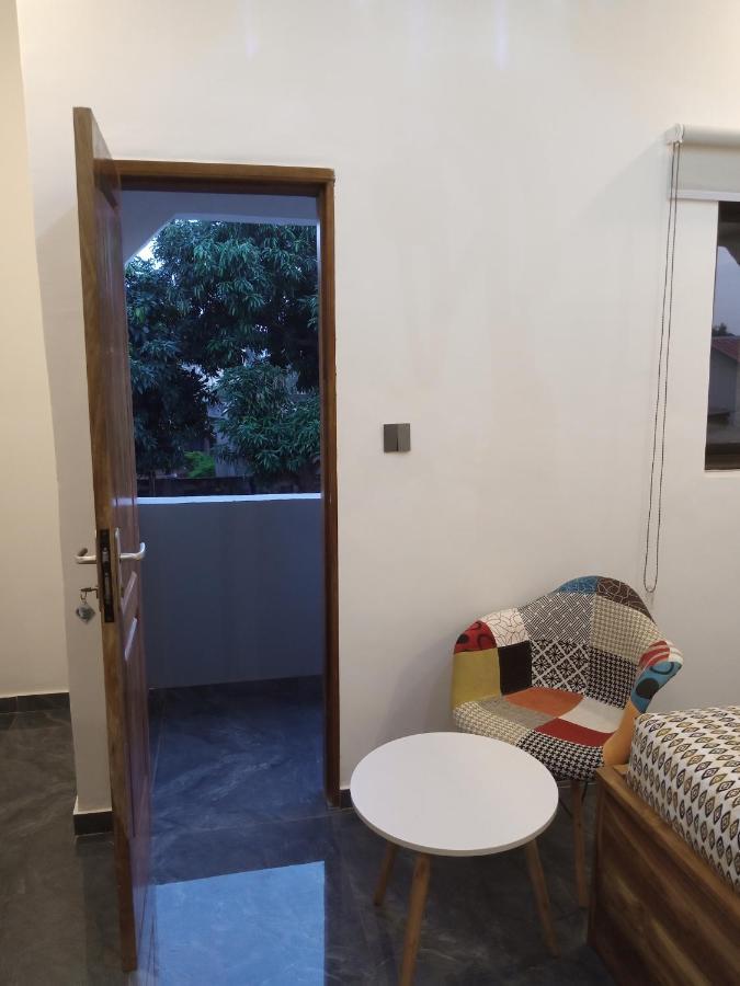 Marys Guest House Lomé Dış mekan fotoğraf