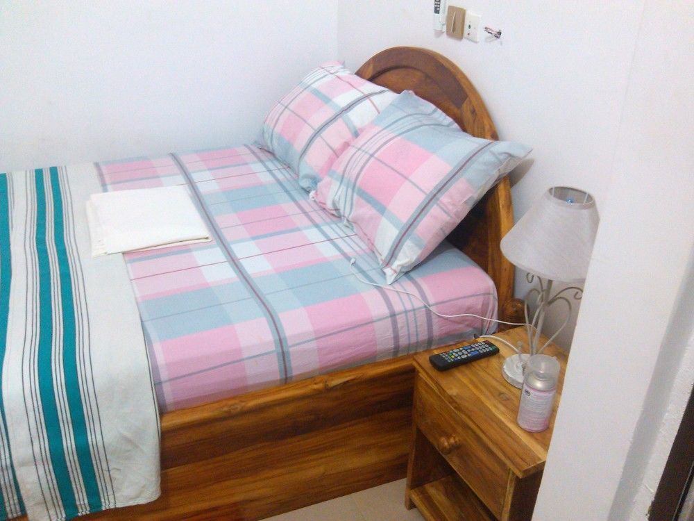 Marys Guest House Lomé Dış mekan fotoğraf